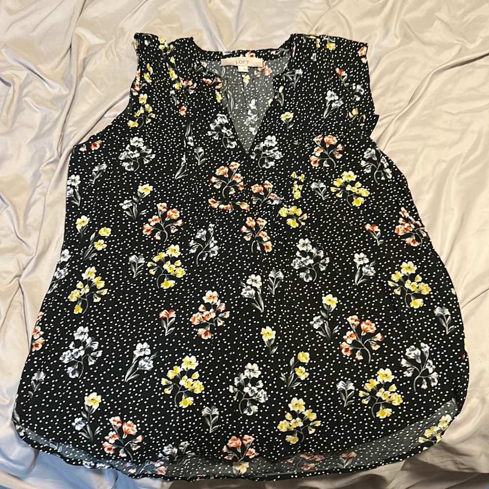 LOFT flower top size L